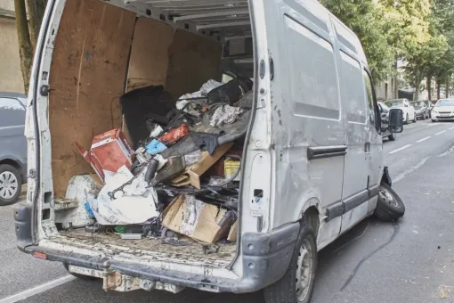 Un jour : un mot ou expression dans le monde du bâtiment: Faire un Mille-feuille ou un Tiramisu, Trets, Ferréol Peinture