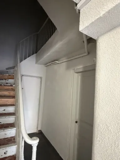 Rénovation de parties communes dans un immeuble à la Seyne-sur-Mer, Trets, Ferréol Peinture