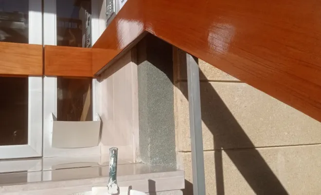 Rénovation en vernis de rampes sur Aix-en-Provence, Ferréol Peinture