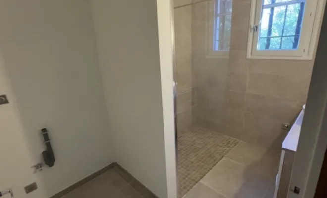Rénovation d'une salle de bain, Trets, Ferreol Peinture