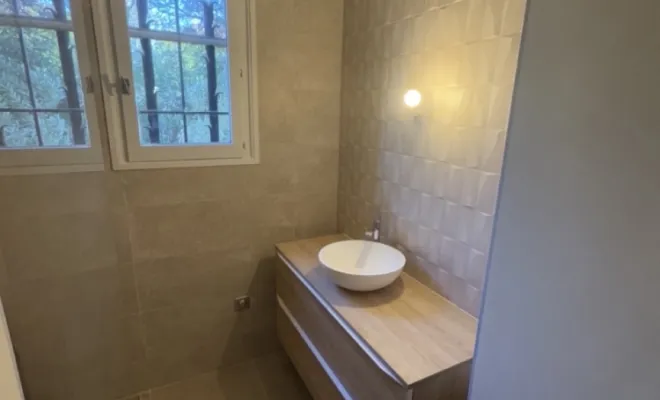 Rénovation d'une salle de bain, Trets, Ferreol Peinture
