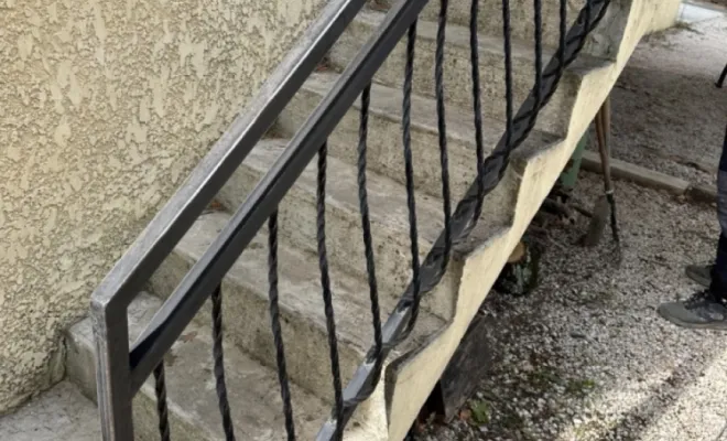 Rénovation de garde-corps, rampe d'escaliers et des grilles anti-intrusion à Châteauneuf-le-Rouge, Trets, Ferreol Peinture