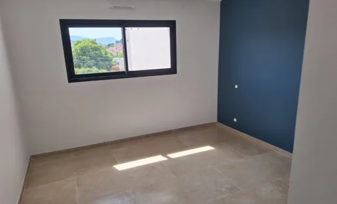 Rénovation en peinture d'une maison mitoyenne aux Pennes-Mirabeau, Trets, Ferreol Peinture