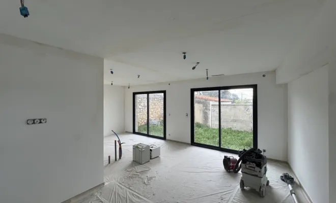 Rénovation en peinture d'une maison mitoyenne aux Pennes-Mirabeau, Trets, Ferreol Peinture