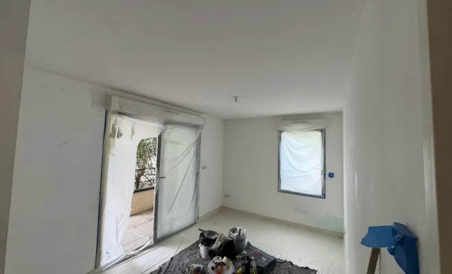 Rénovation en peinture d'un appartement à Rousset, Trets, Ferreol Peinture