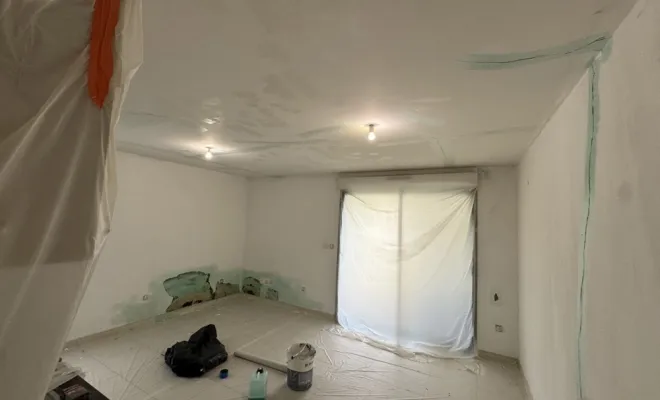 Rénovation en peinture d'un appartement à Rousset, Trets, Ferreol Peinture