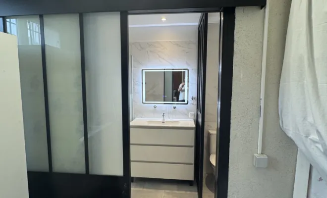 Mise en place de la porte coulissante type "Atelier"