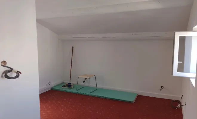 Rénovation en placoplâtre et mise en peinture d'un studio à Marseille, Trets, Ferréol Peinture